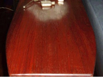 table top made from boards jointed by the BUJ