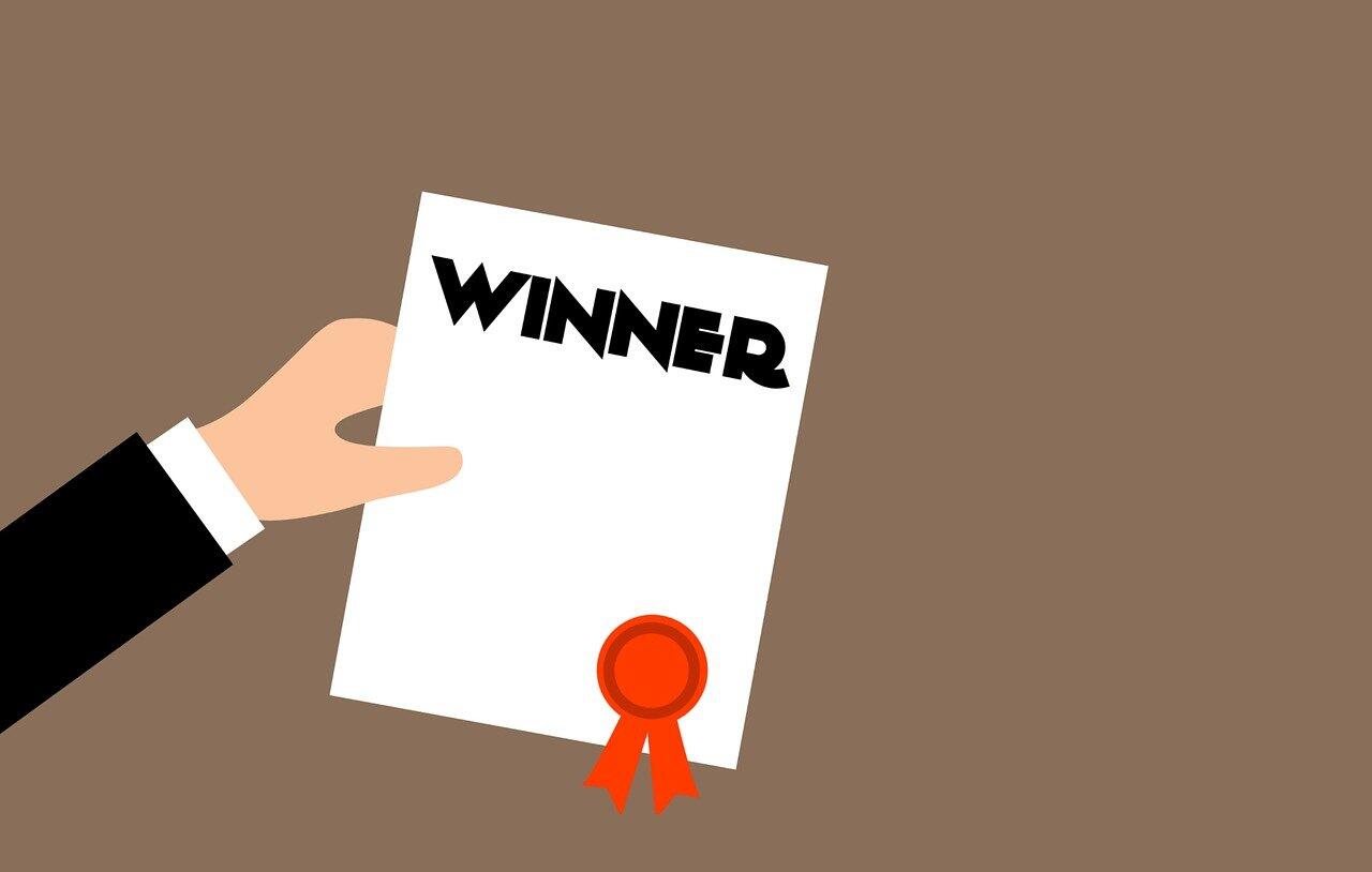 winner-4443135_1280_465.jpg