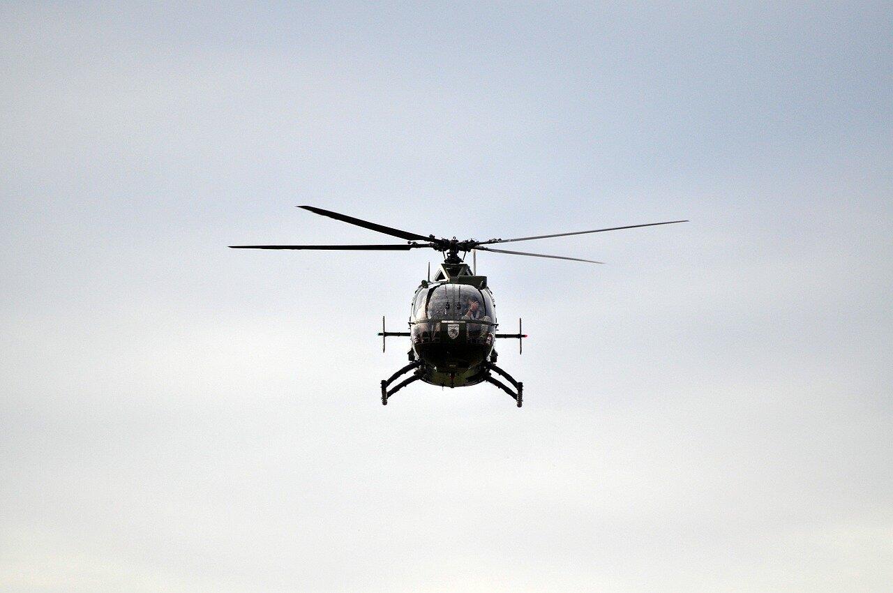helicopter-8266194_1280_541.jpg