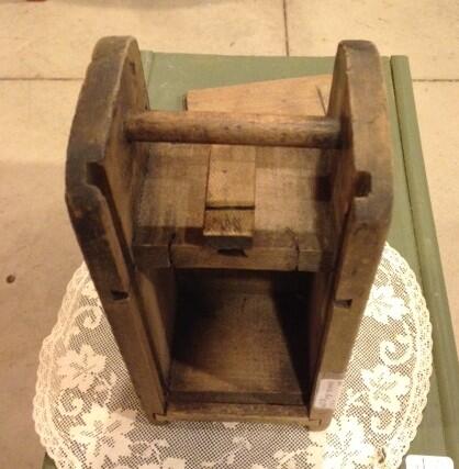 old-box_689.jpg