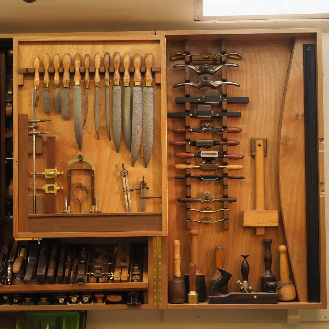 an-absolutely-insane-collection-and-tool-cabinet-just-got-v0-43r8p6awmh9g1_974.webp
